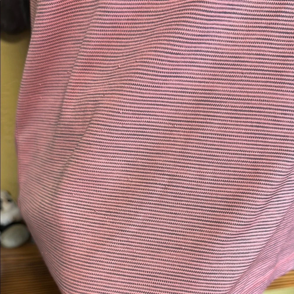 Under Armour Pink Fitted Short Sleeve T-Shirt - Picture 2 of 7